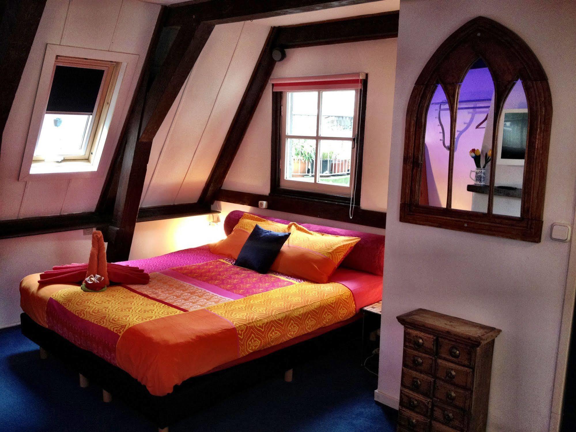 Tulip Of Amsterdam Bed & Breakfast Dış mekan fotoğraf